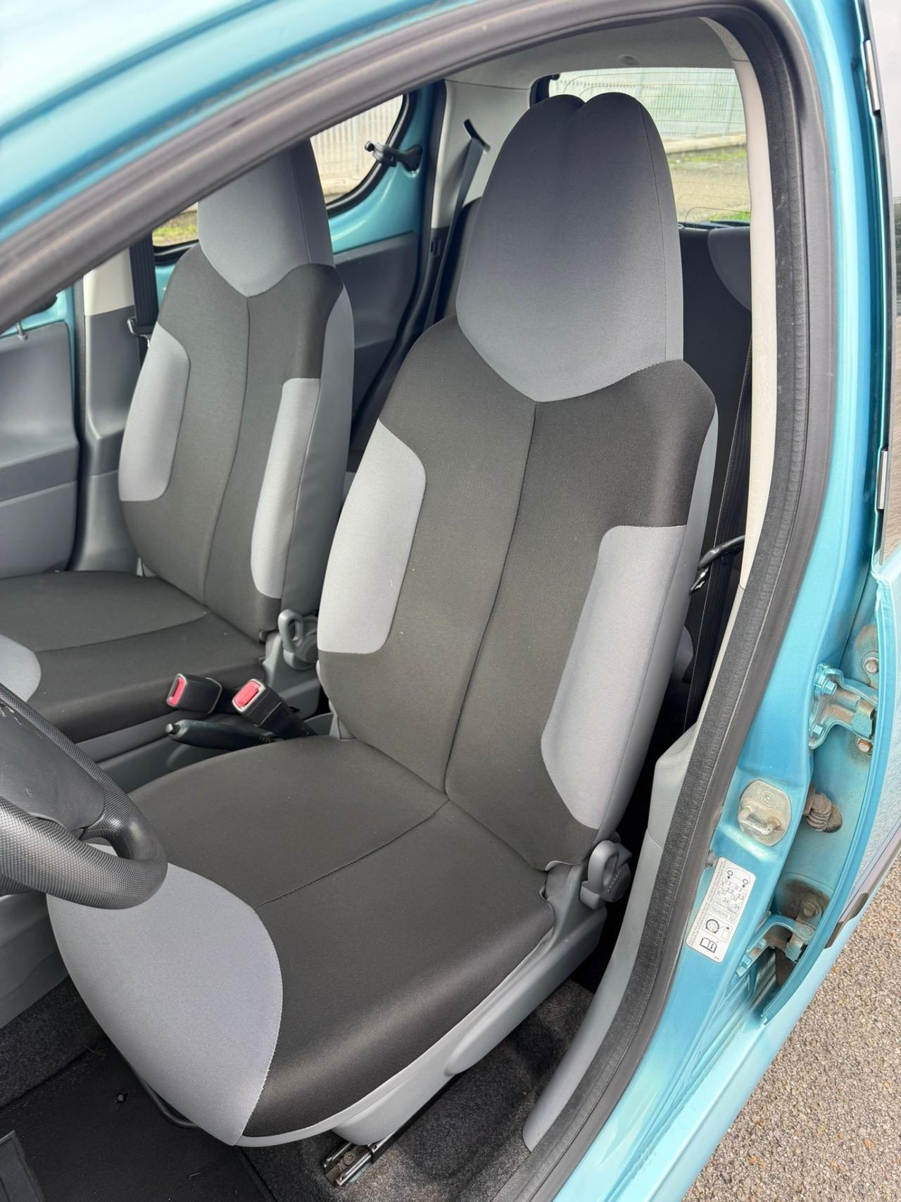 Peugeot 107 1.0 68CV 5p. Km 17.000