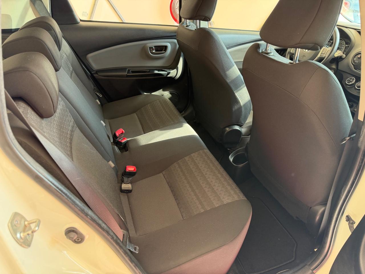 Toyota Yaris 1.0 5 porte Lounge