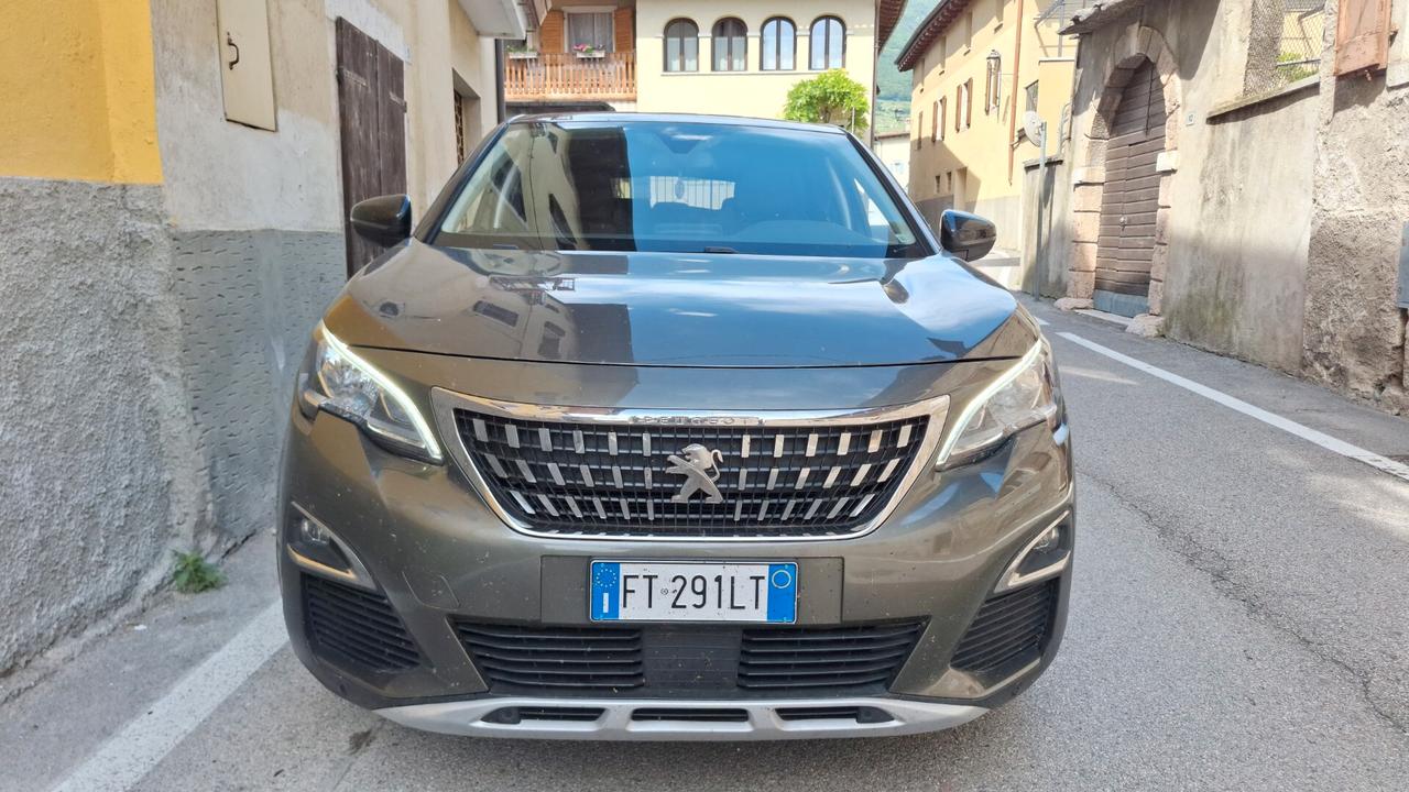PEUGEOT 3008 1.5 HDI ALLURE