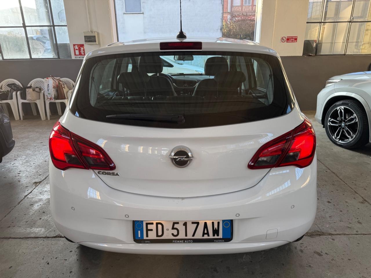 Opel Corsa 1.4 90CV GPL Tech 5 porte Cosmo