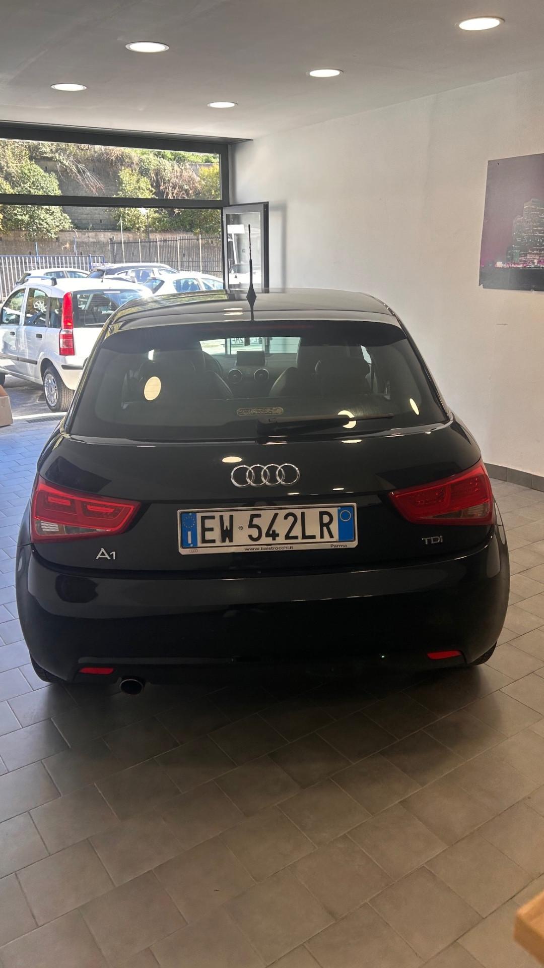 Audi A1 1.6 TDI S tronic line edition