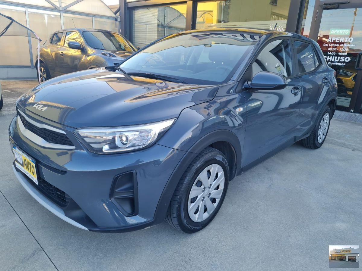 KIA Stonic 1.2 Benzina-Neopatentati-Anno 2022