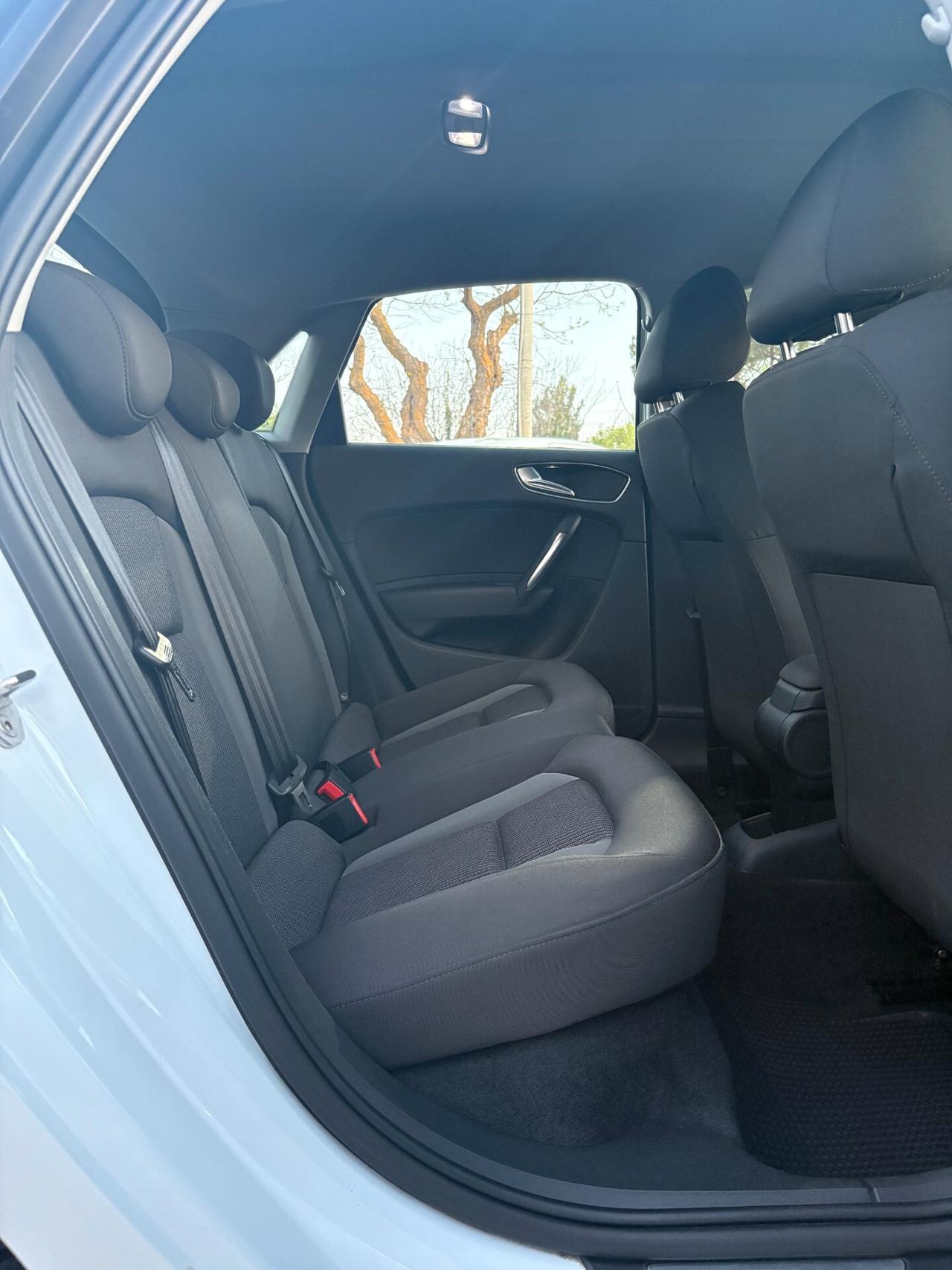 Audi A1 Sline 1.6 TDI 116 CV Metal plus