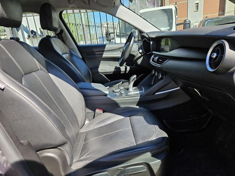 Alfa Romeo Stelvio 2.2 Turbo Diesel 210CV AT8 Q4 Business