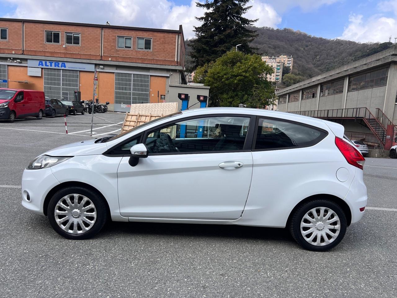 Ford Fiesta 1.2 82CV 3 porte Titanium