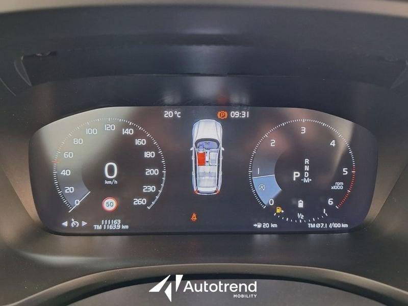 Volvo V60 B4 197+14 CV Mild Hybrid Diesel Automatica Momentum Business