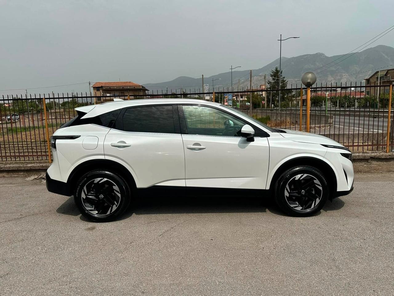 Nissan Qashqai 1.3 MHEV 140cv N-Connecta