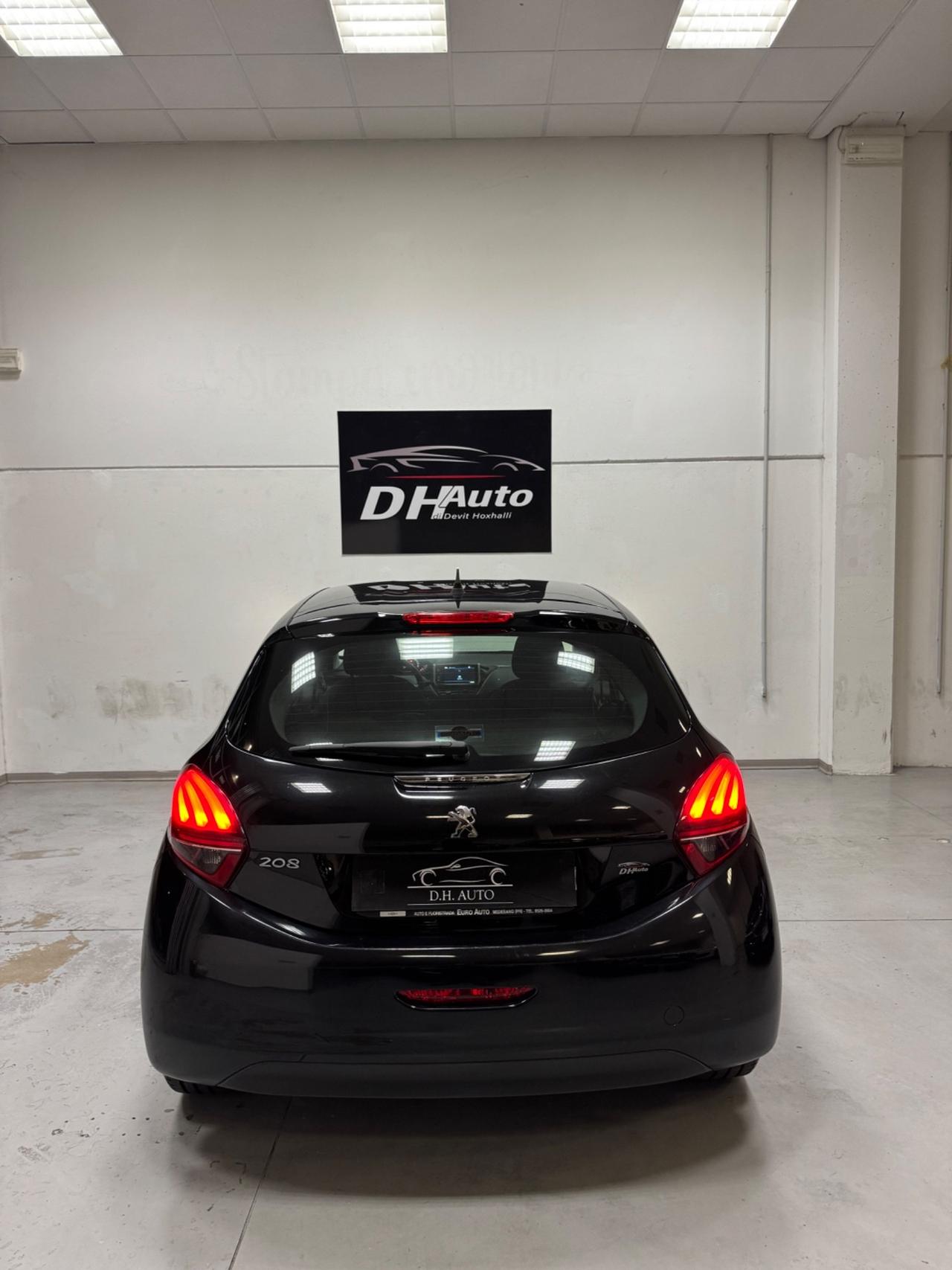 Peugeot 208 PureTech 82 5 porte Allure