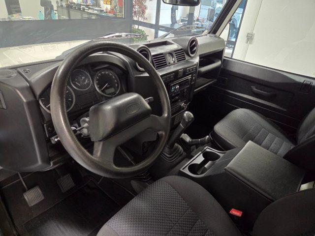 LAND ROVER Defender 90 2.4 TD4 AUTOVETTURA