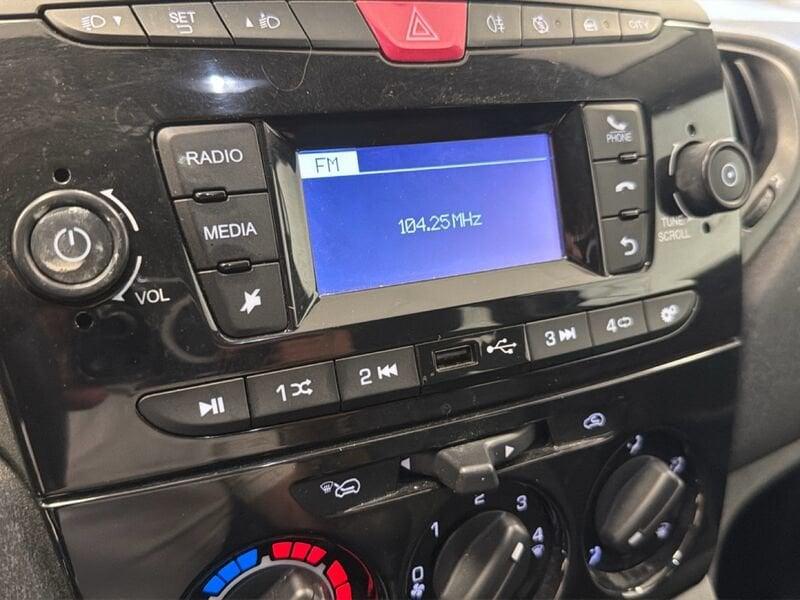 Lancia Ypsilon 1.0 FireFly 70cv S&S Hybrid SILVER