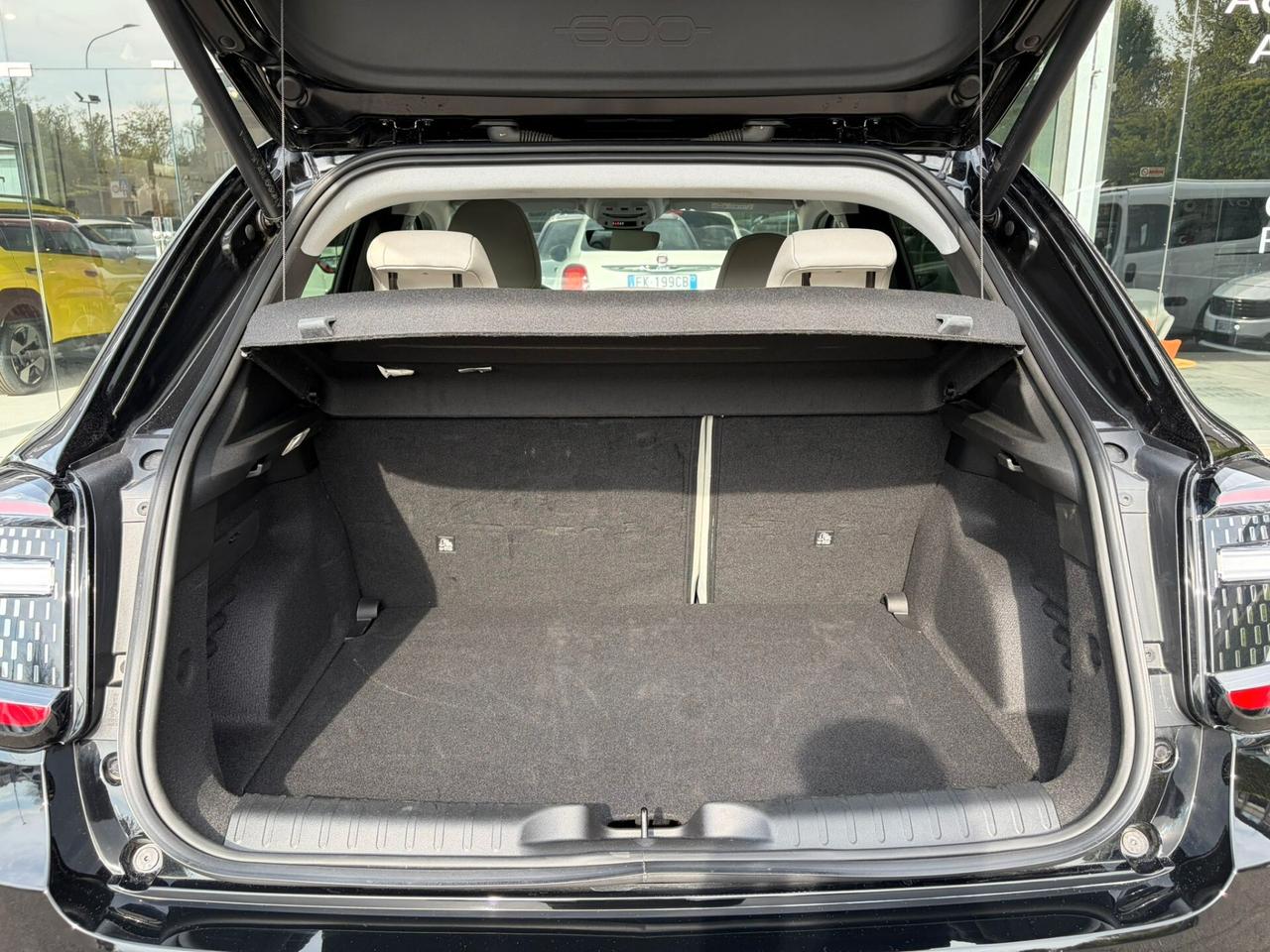 Fiat 600 Hybrid 110 CV DCT MHEV La Prima