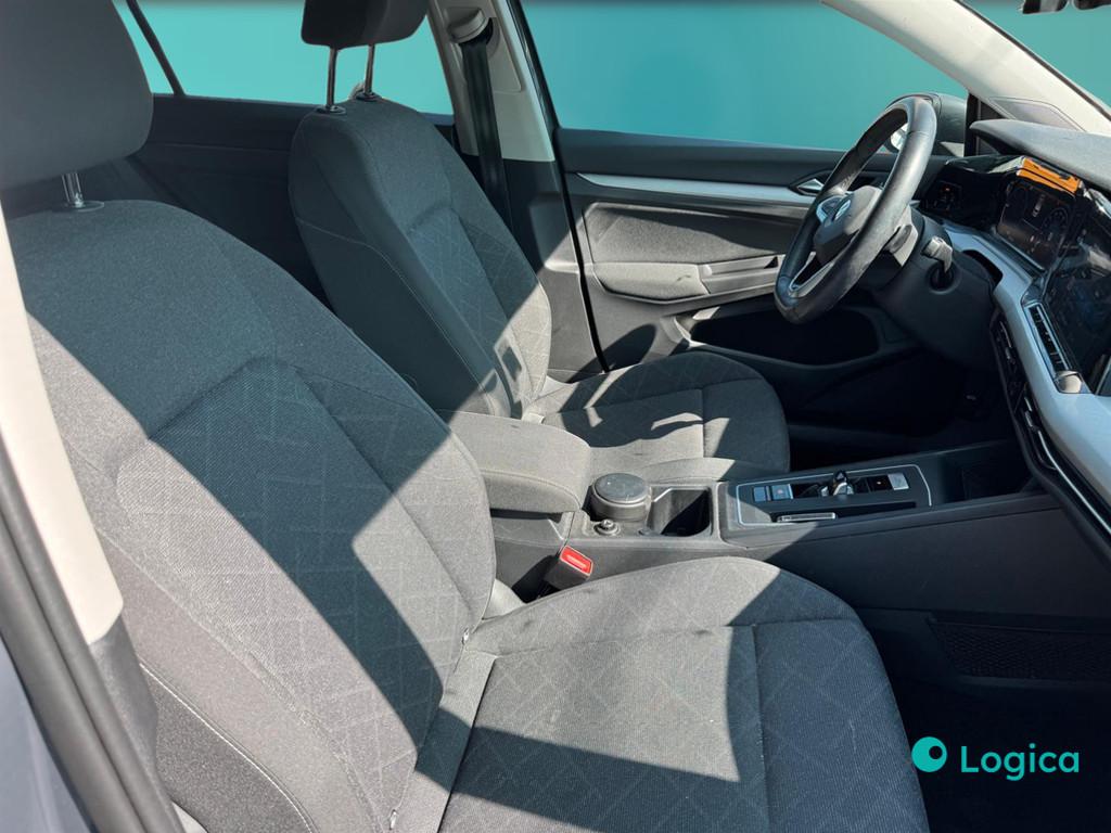VOLKSWAGEN Golf VIII 2020 - Golf 2.0 tdi scr Life 150cv dsg