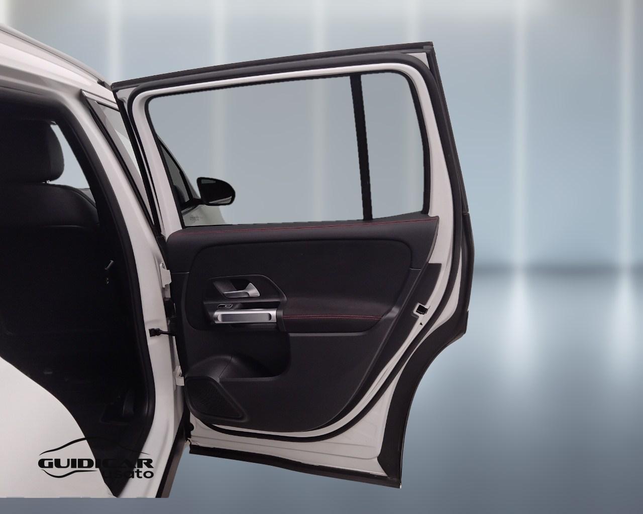 Mercedes-Benz GLB - X247 2019 - GLB 200 Premium auto
