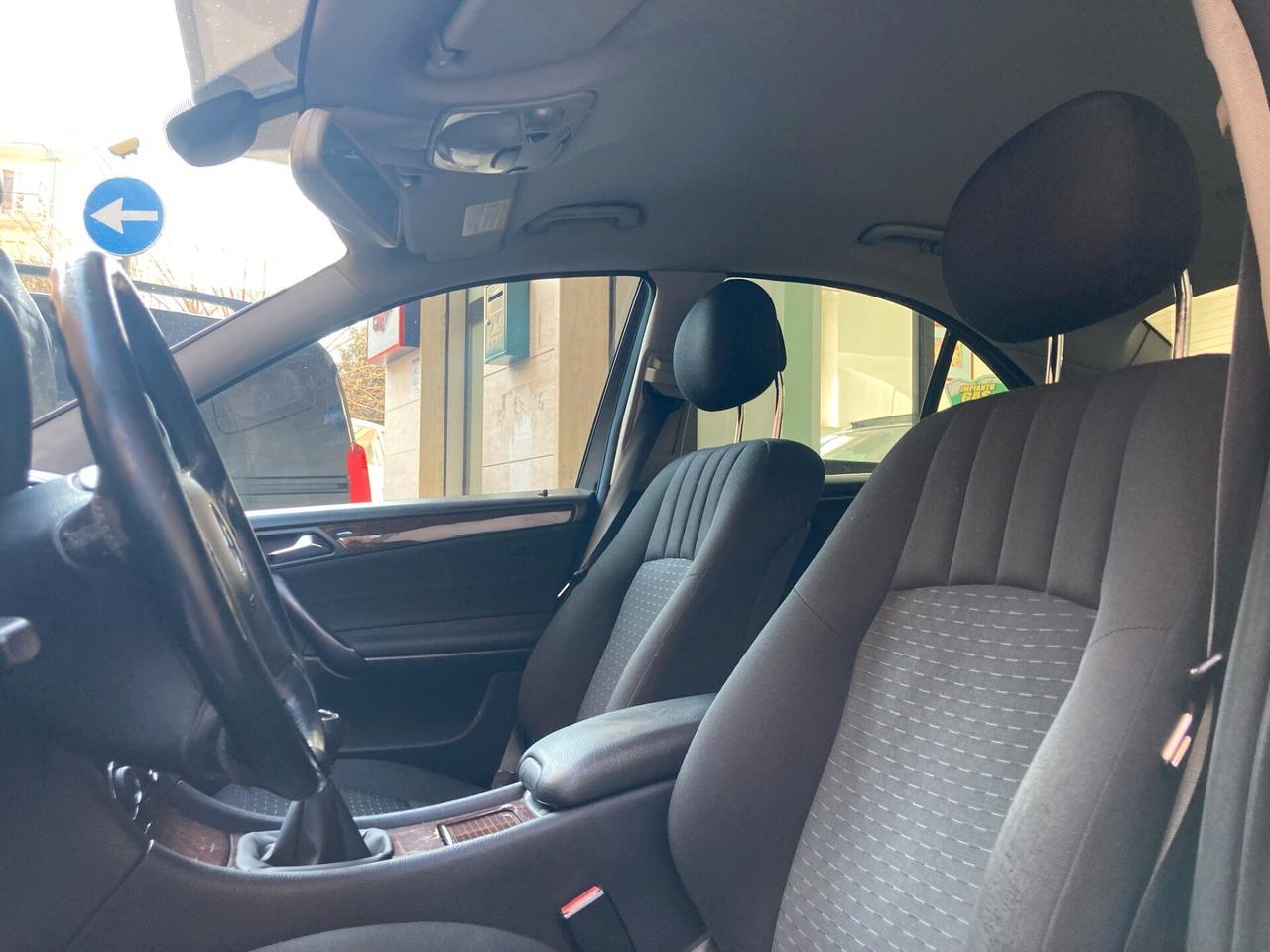 Mercedes-benz C 200 CDi -X NEOPATENTATI- 2004