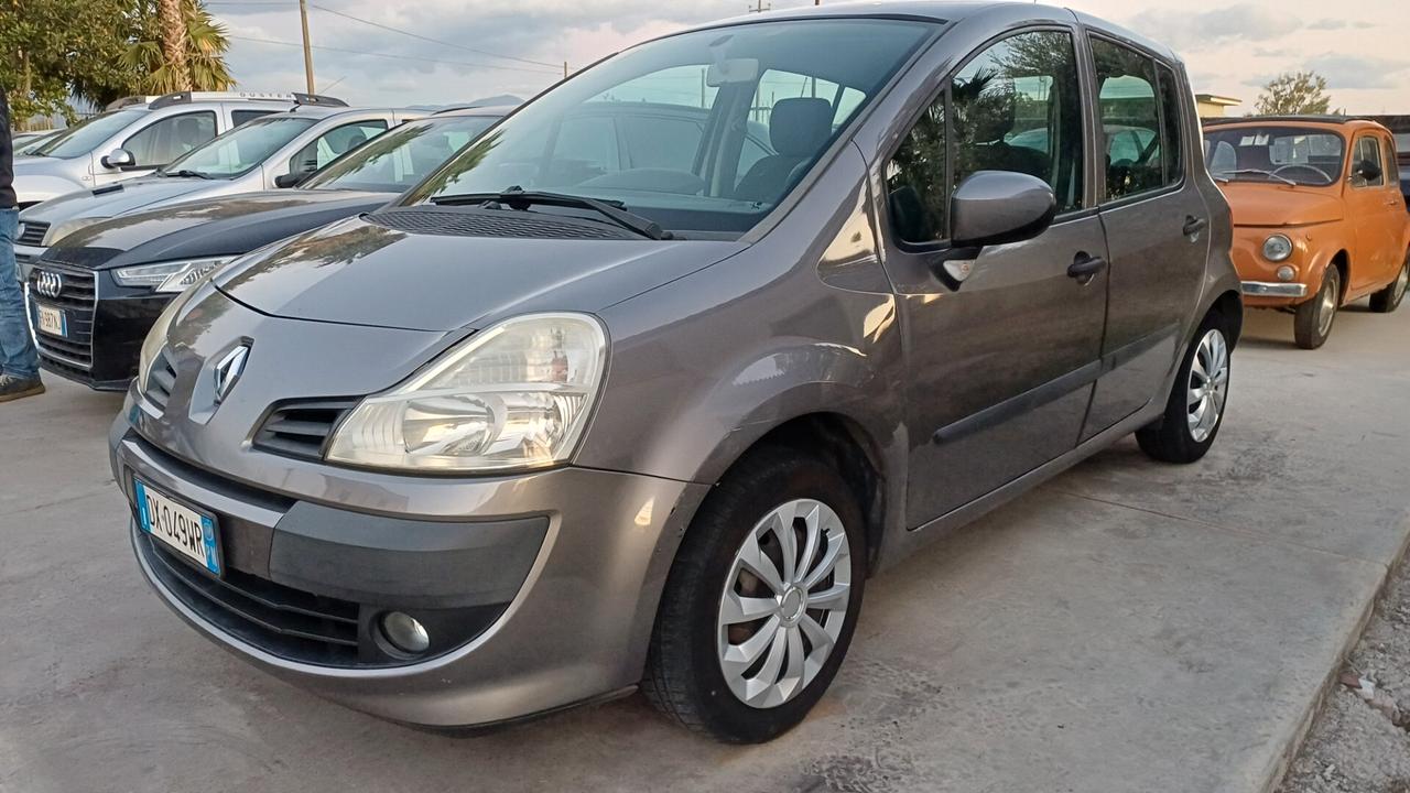 Renault Modus 1.2 16V Dynamique 2009