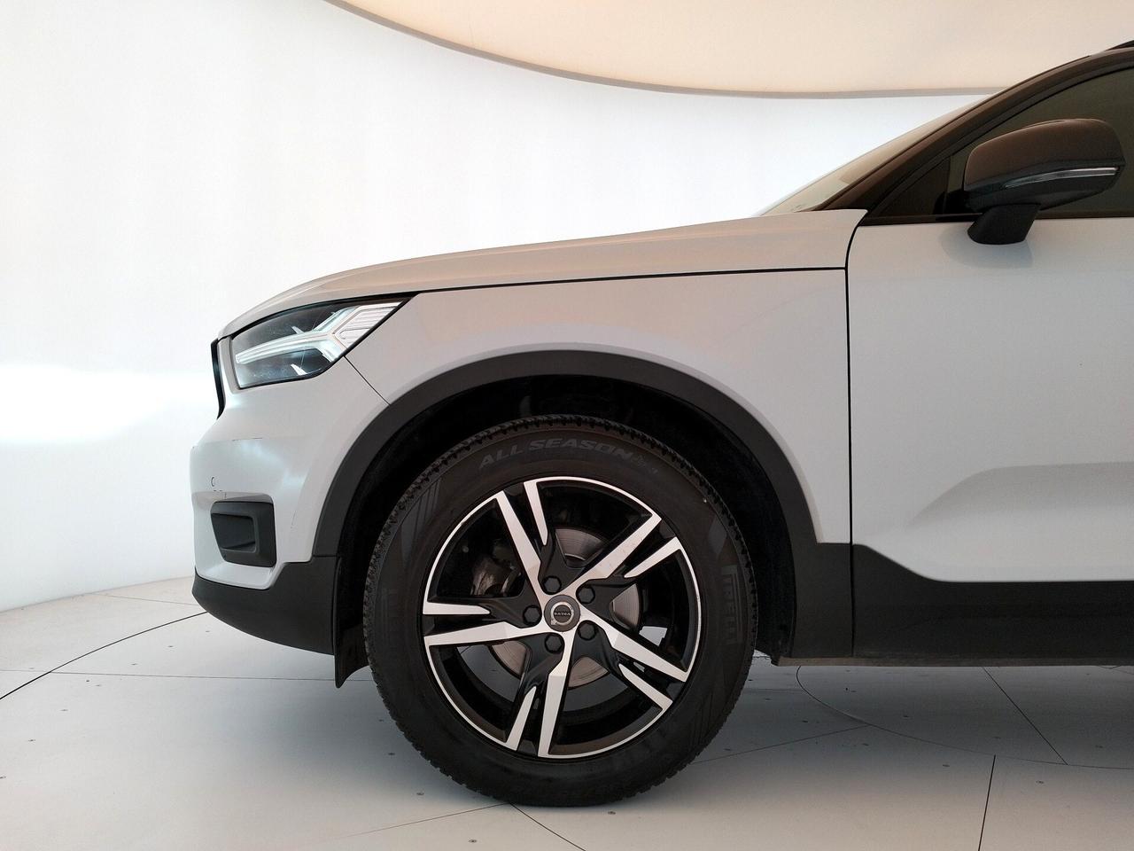 Volvo XC40 D3 R-design geartronic