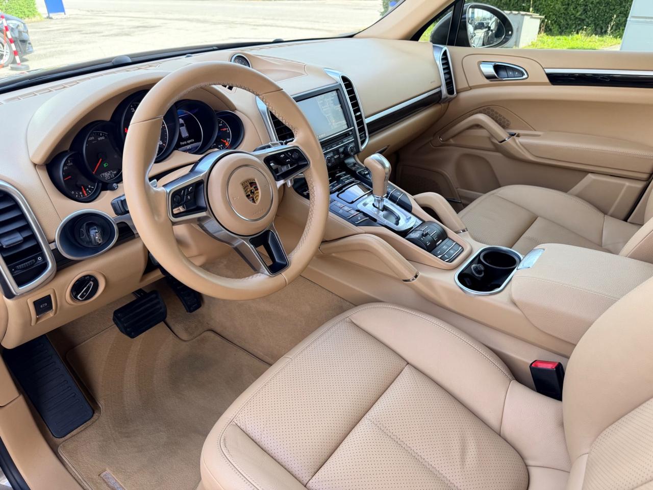 Porsche Cayenne 3.0 Diesel in garanzia no tasse