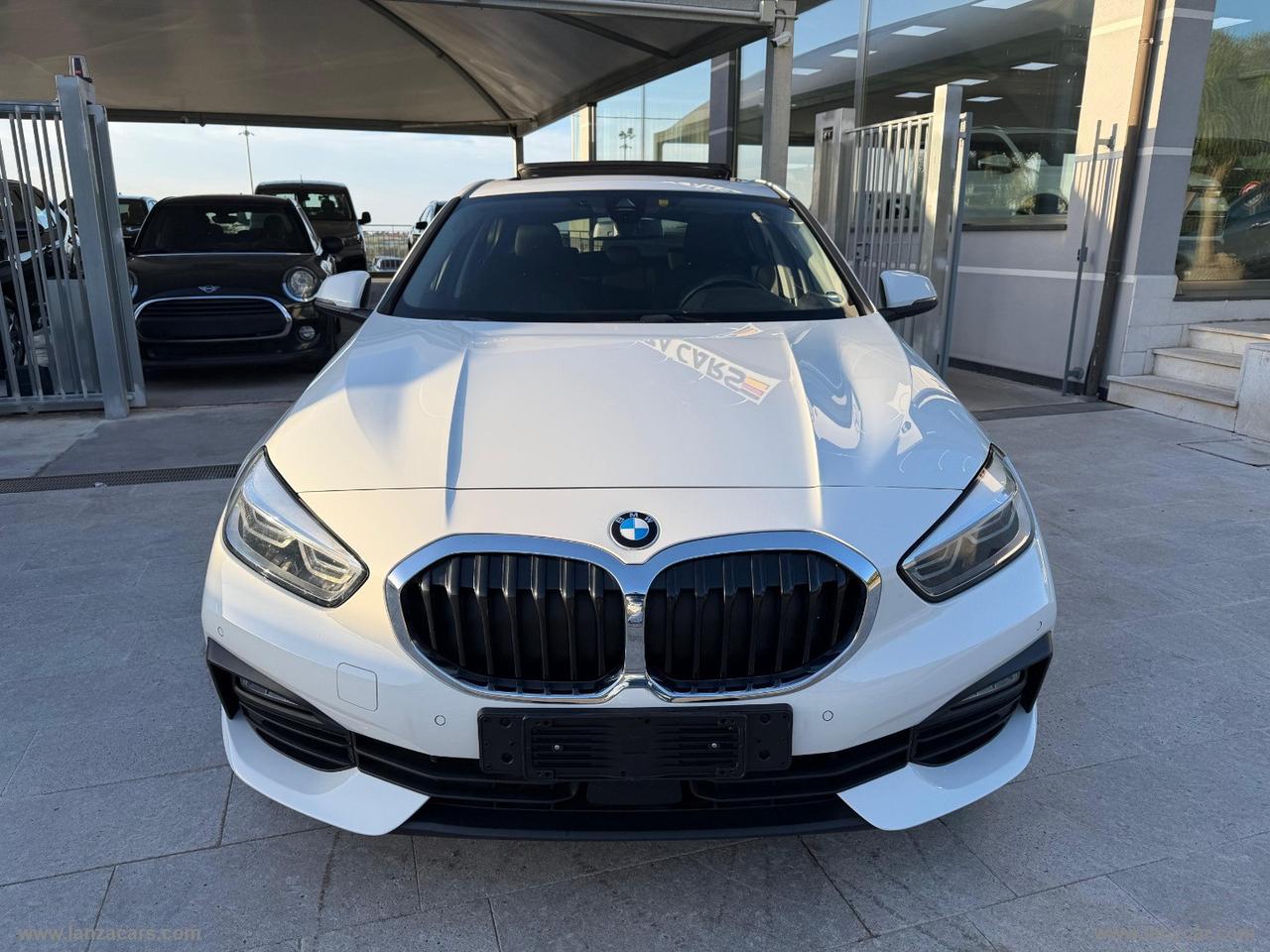 BMW 116d 5p. Advantage