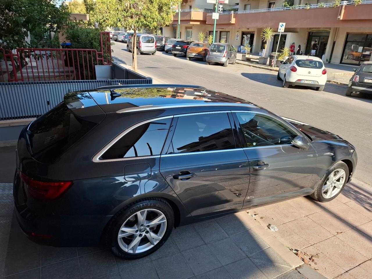 Audi A4 2.0 TDI 150 CV ultra Sport