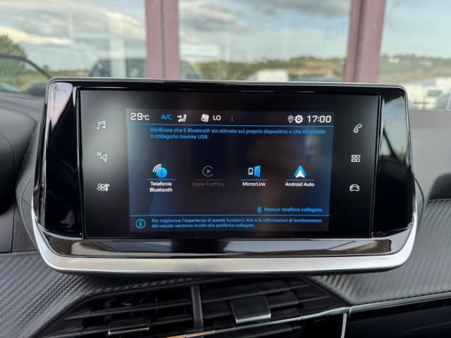 Peugeot 2008 1.2 Benzina Active Pack s&s 100cv