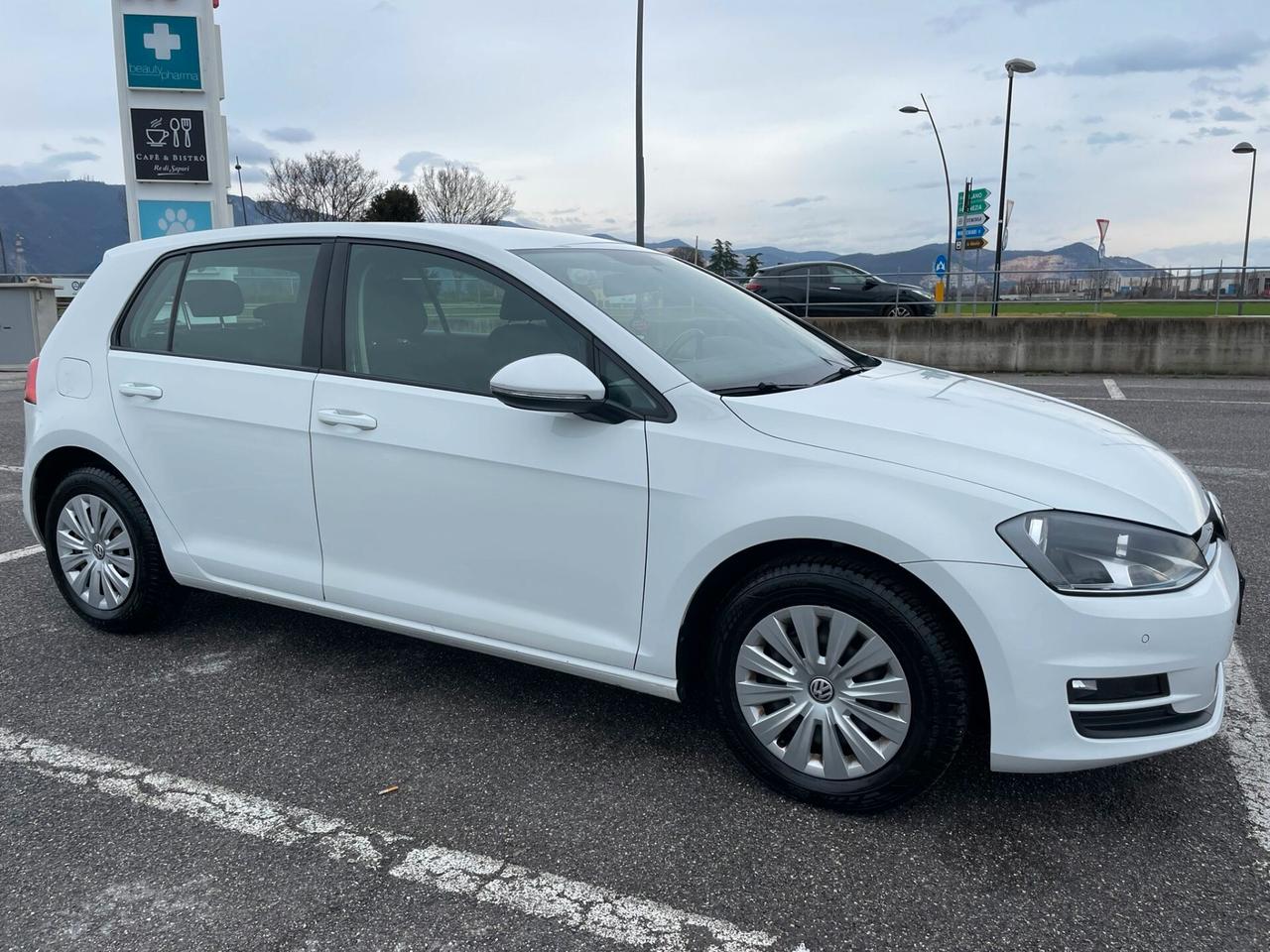 Volkswagen Golf 1.2 TSI 85 CV 5p. Tech&amp;Sound BlueMotion Technology