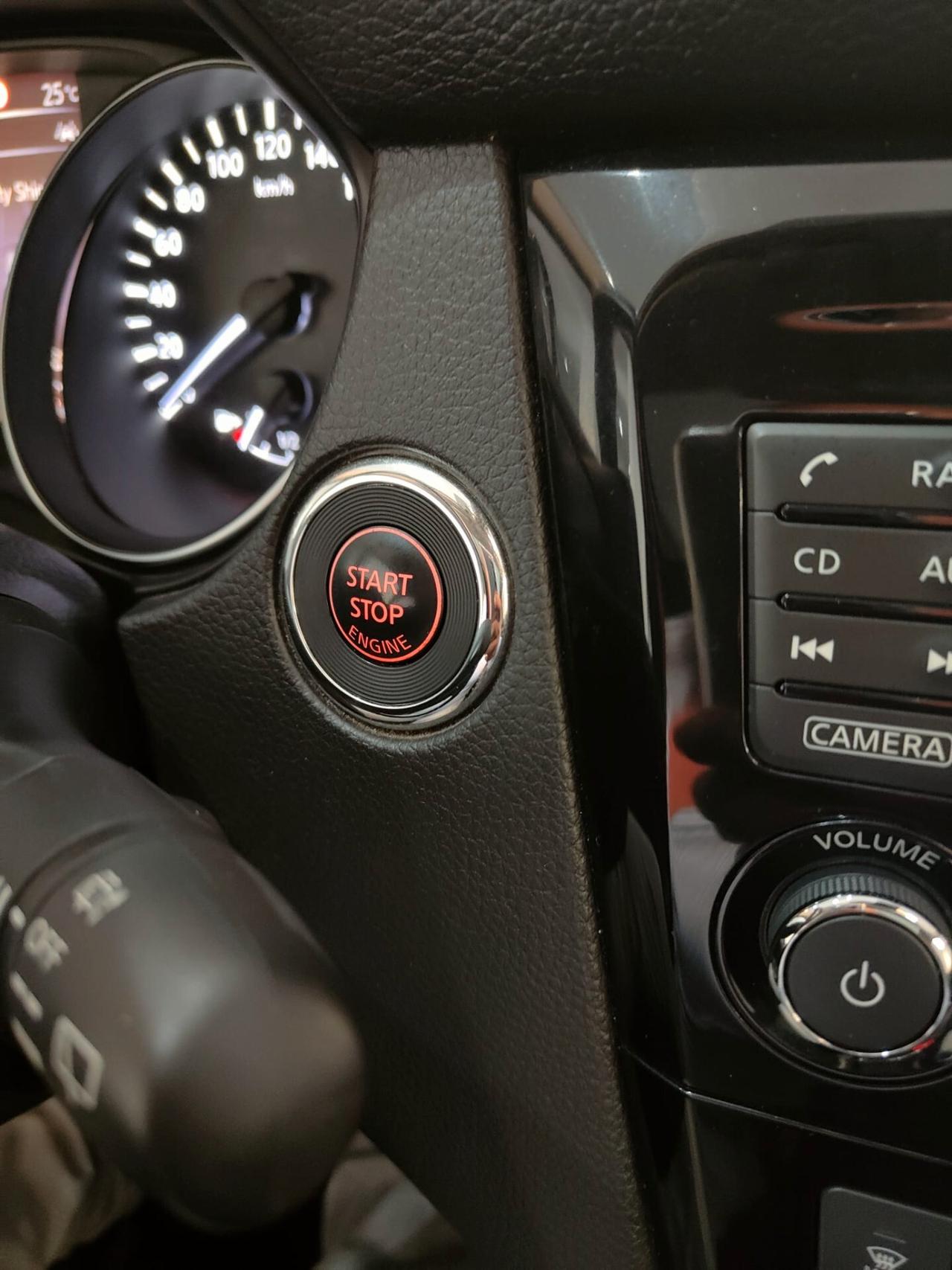 Nissan Qashqai 1.2 DIG-T N-Connecta 116CV