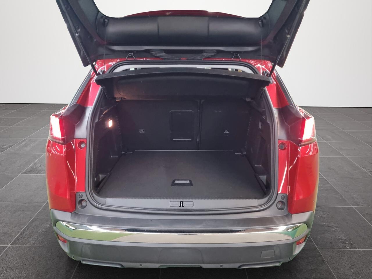 Peugeot 3008 BlueHDi 130 S&S EAT8 Allure