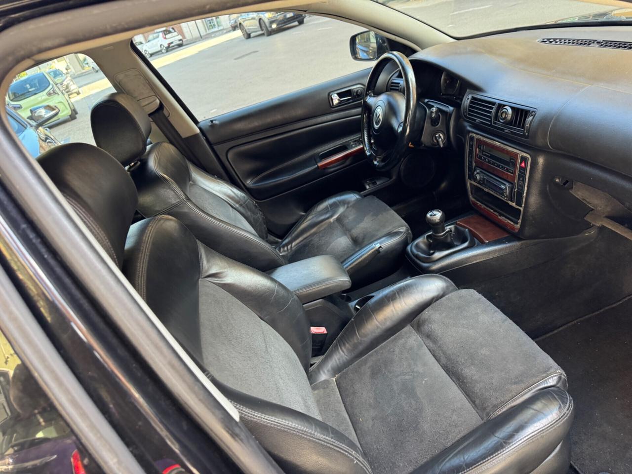 Volkswagen Passat 1.9 TDI/130 CV cat Highline