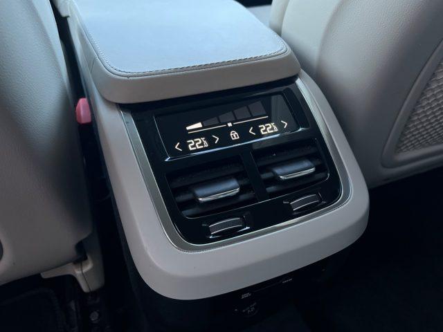 VOLVO XC90 D5 AWD Geartronic 7 posti Inscription