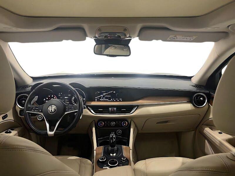 Alfa Romeo Stelvio 2.0 Turbo 200 CV AT8 Q4 Super