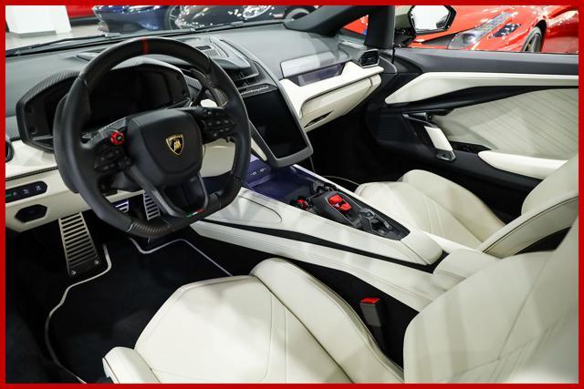 LAMBORGHINI Revuelto **V12|IVA ESPOSTA|FULL CARBON SPEC