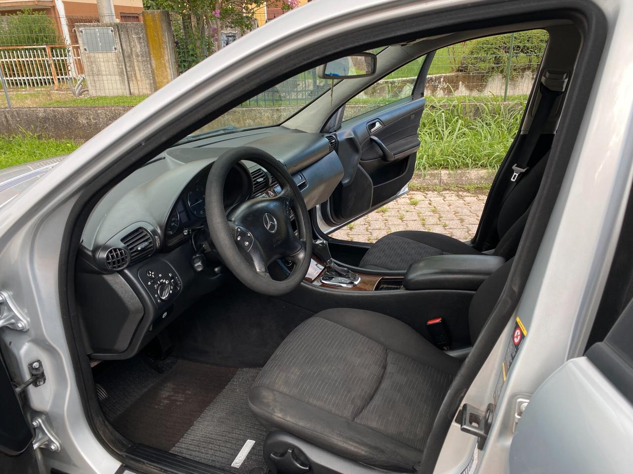 Mercedes-benz C220 CDI Avantgarde Sport