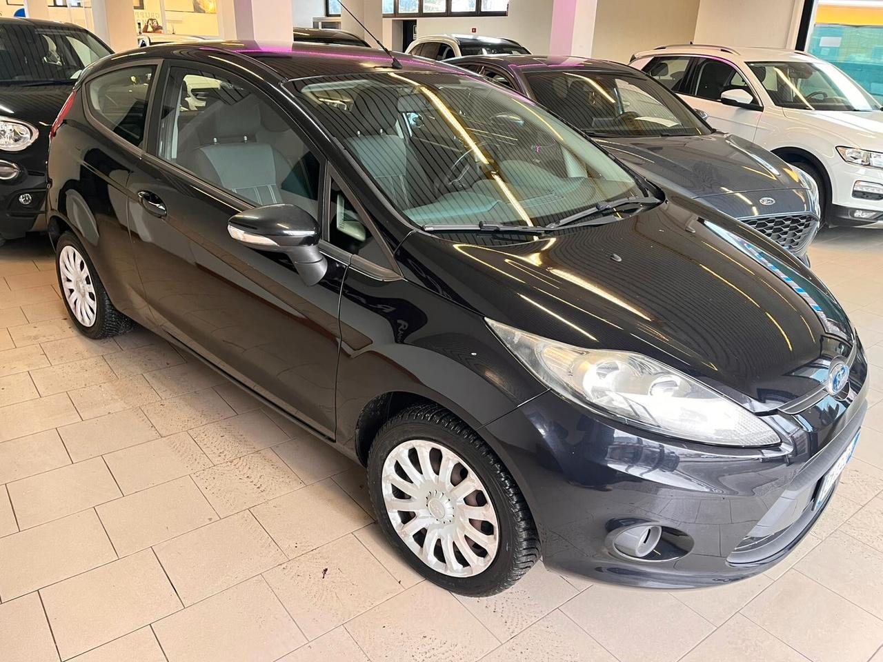 Ford Fiesta 1.4 3 porte Bz.- GPL Titanium