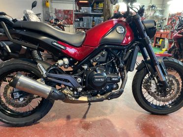 Benelli Leoncino 500 TRAIL