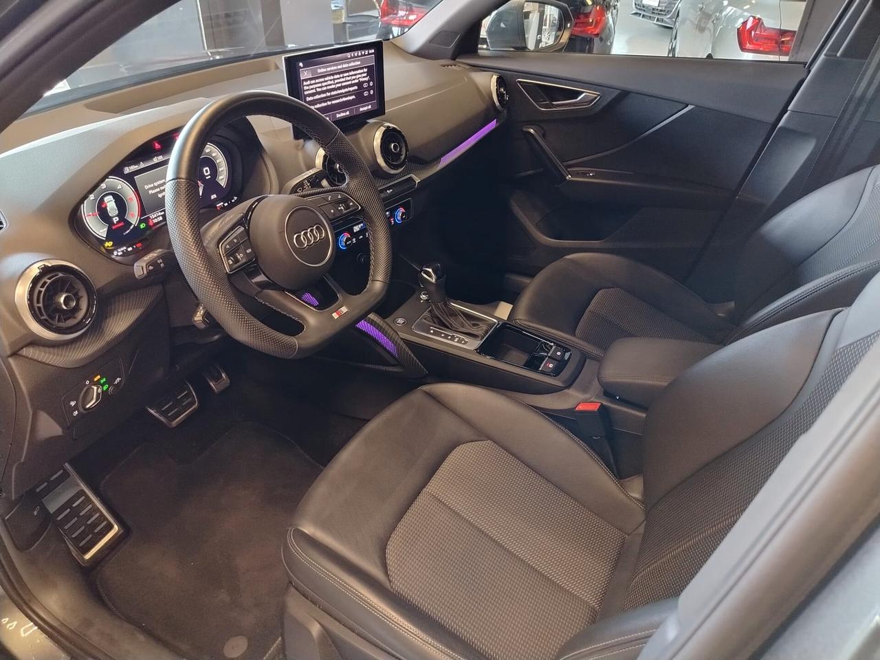 AUDI Q2 Q2 35 TDI S tronic Identity Black