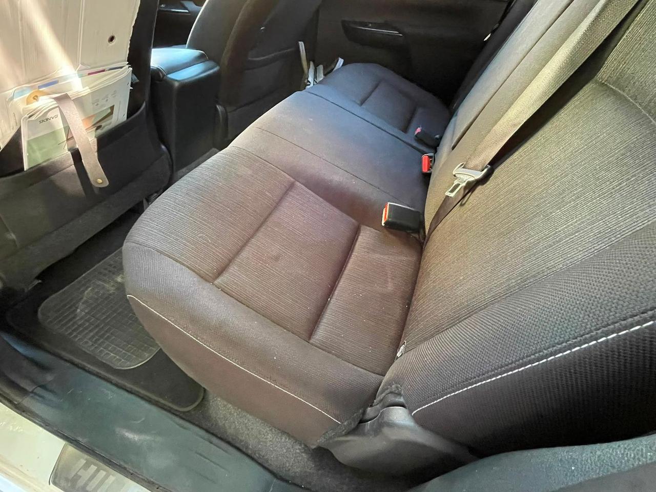 Toyota Hilux 2.4 d double cab Executive 4w #11631