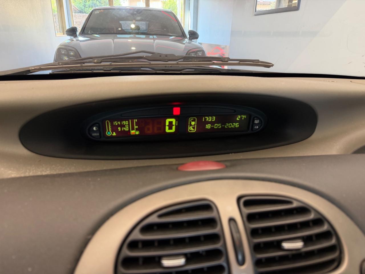 CITROEN Xsara (1997) Xsara Picasso 1.6 Chrono (70 kw)