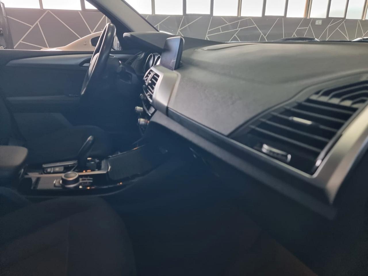 Bmw X3 sDrive18d 48V Business Advantage