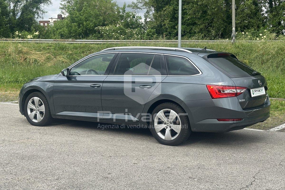 SKODA Superb 1.6 TDI DSG Wagon Executive