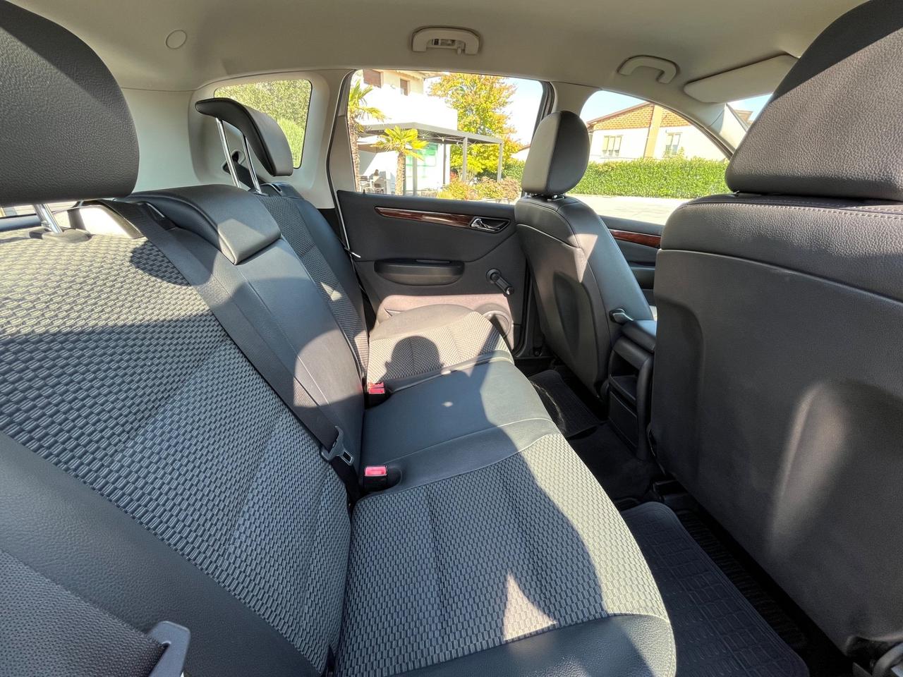 Mercedes-benz A 180 CDI Avantgarde ok Per neopatentato.