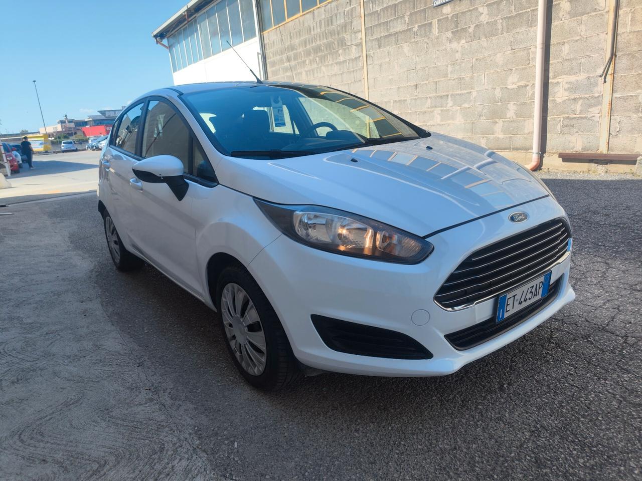 Ford Fiesta 1.4 5p. Bz.- GPL Titanium GPL APPENA RINNOVATO