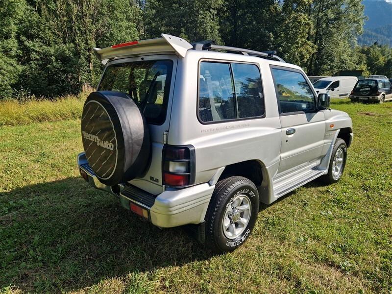 Mitsubishi Pajero 2.5 TDI Metal-top S.S. GLS Target