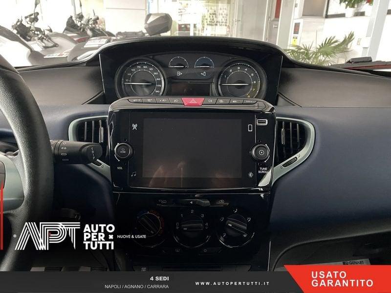 Lancia Ypsilon Ypsilon 1.0 firefly hybrid Platino s&s 70cv