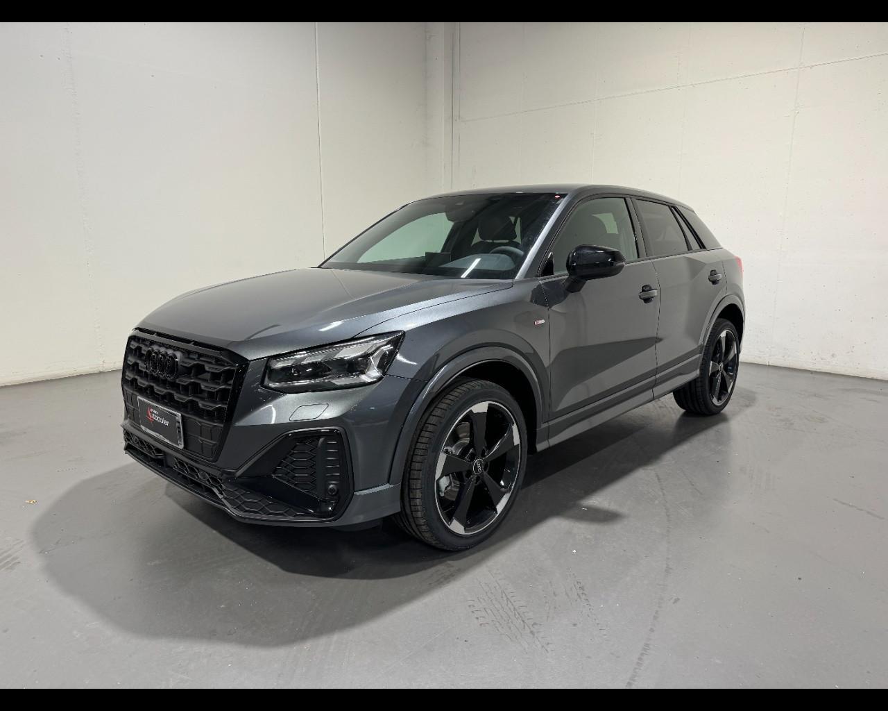 AUDI Q2 35 TFSI S -TRONIC IDENTITY BLACK