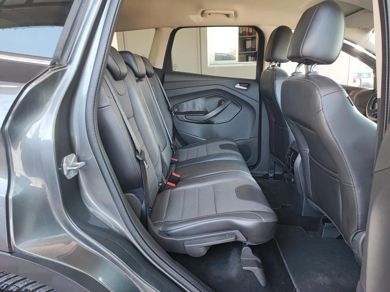 Ford Kuga 2.0 TDCI 120 CV S&S 2WD Titanium