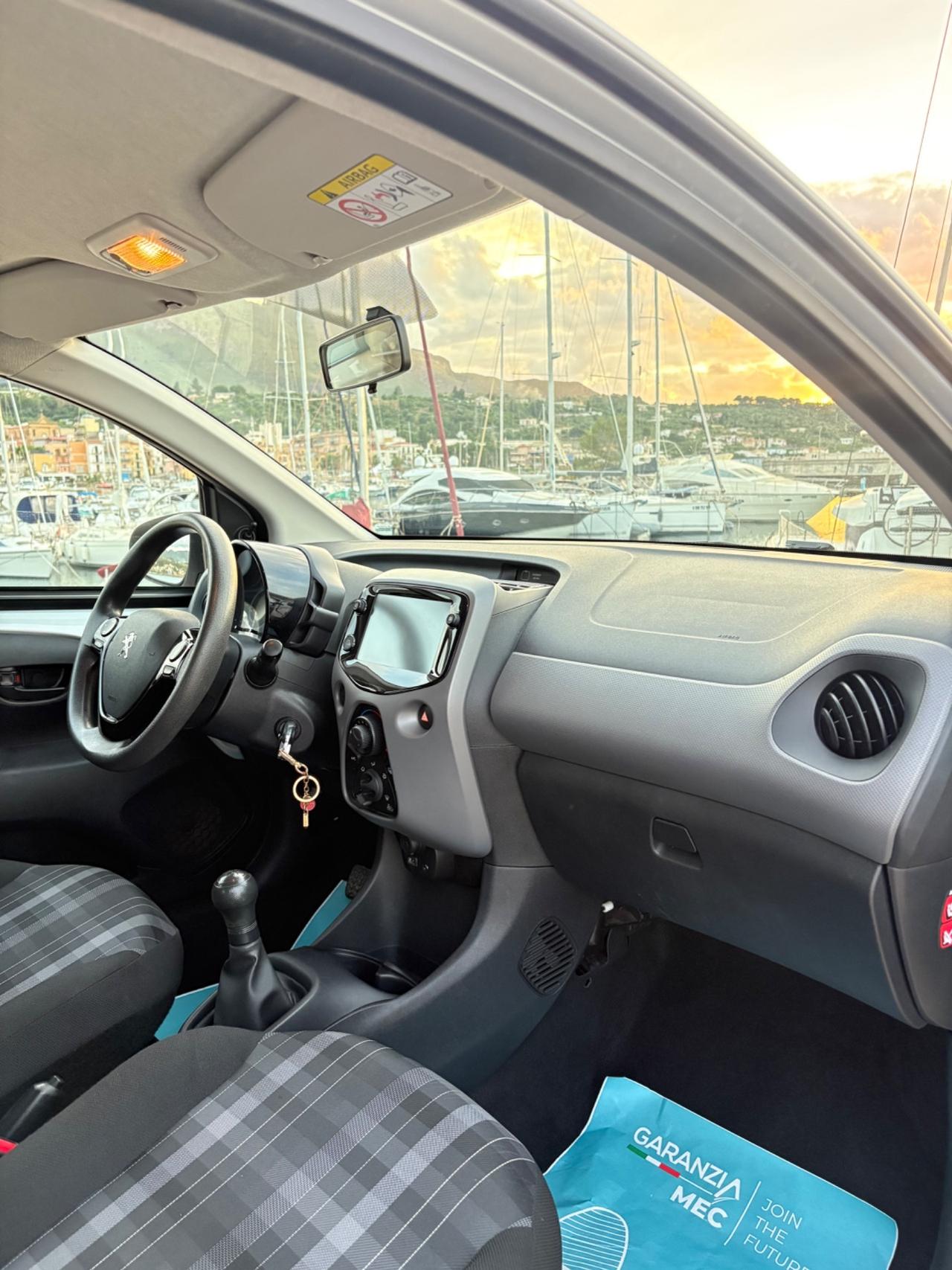 Peugeot 108 VTi 72 5 porte Allure
