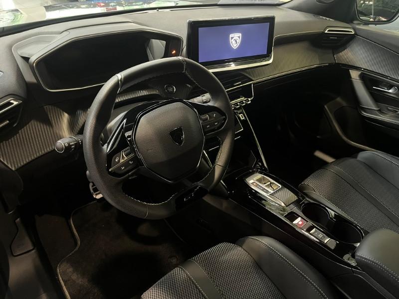 PEUGEOT 2008 motore elettrico 156 CV GT