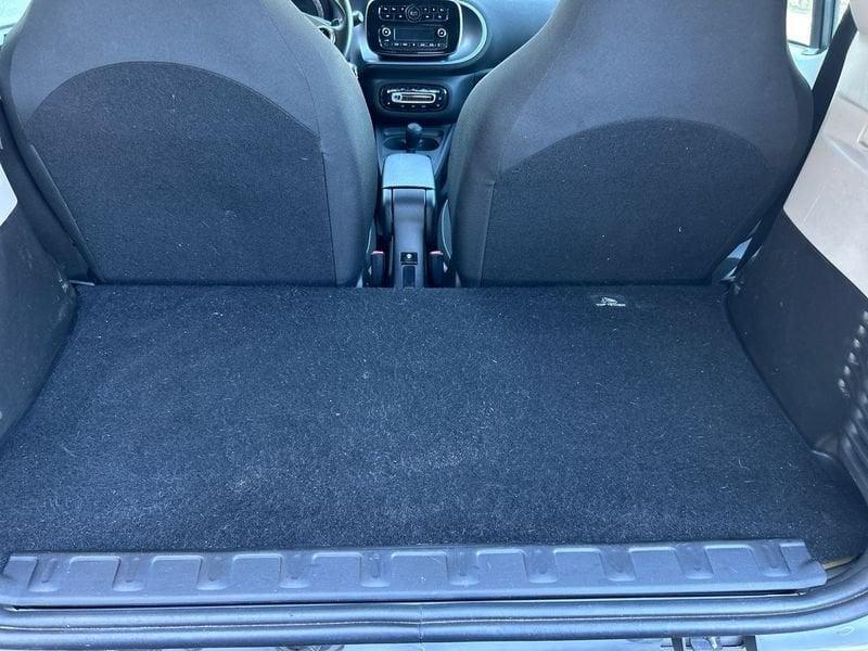 smart fortwo III 2015 1.0 Passion 71cv twinamic my18