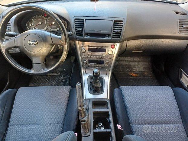 Subaru Legacy 2.0 16V GX Gpl