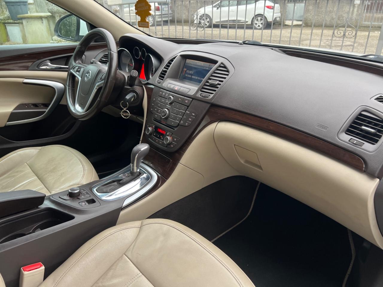 OPEL INSIGNIA AUTOMATICA DIESEL MODELLO SPORT FULL OPTIONAL